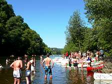 Kano-kayak activiteiten dicht bij gites vakantieoord en huisjes vakantiepark in Dordogne Lot dicht bij Domaine de Gavaudun